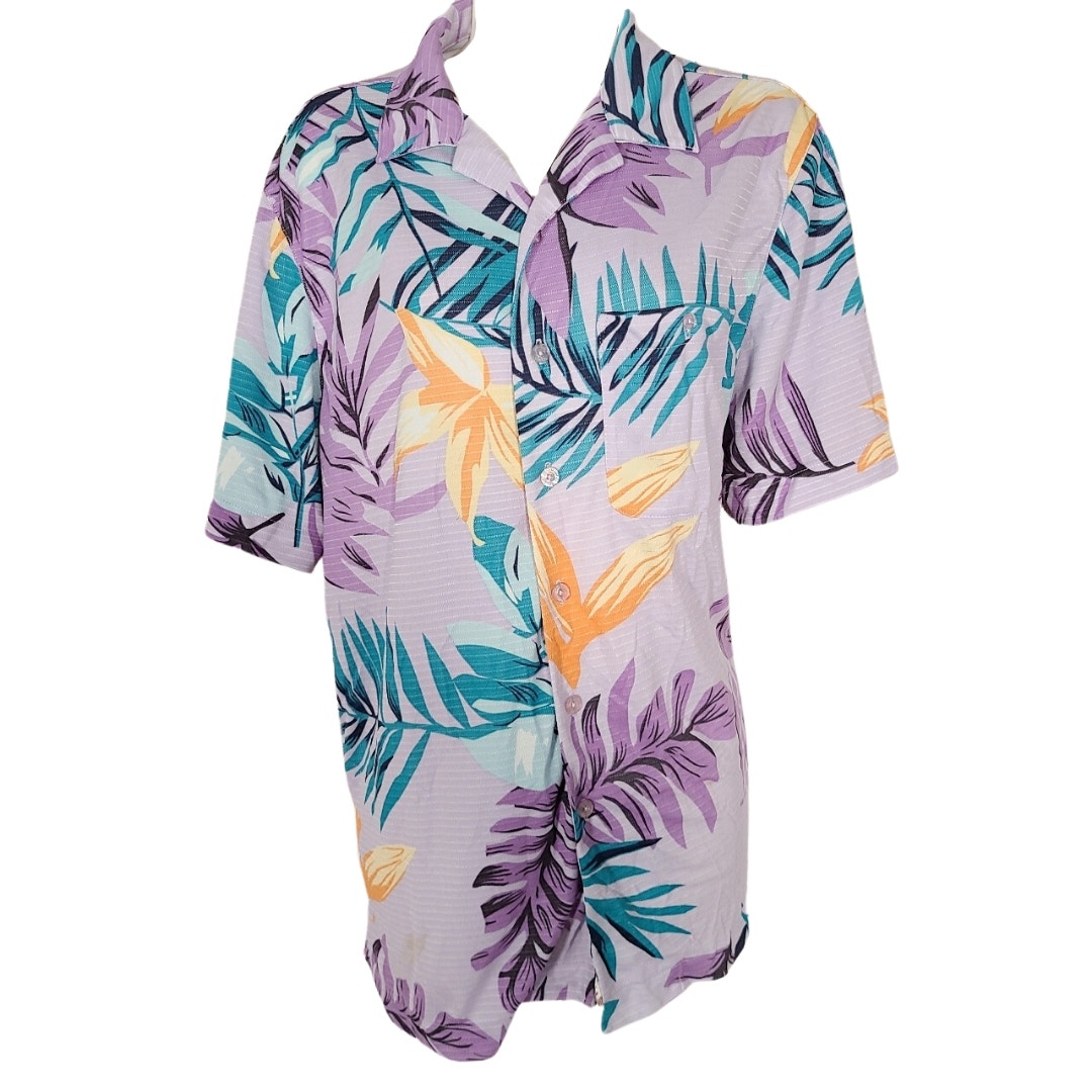 Monterey Club Pastel Purple Tropical Button Down Size Medium Mens